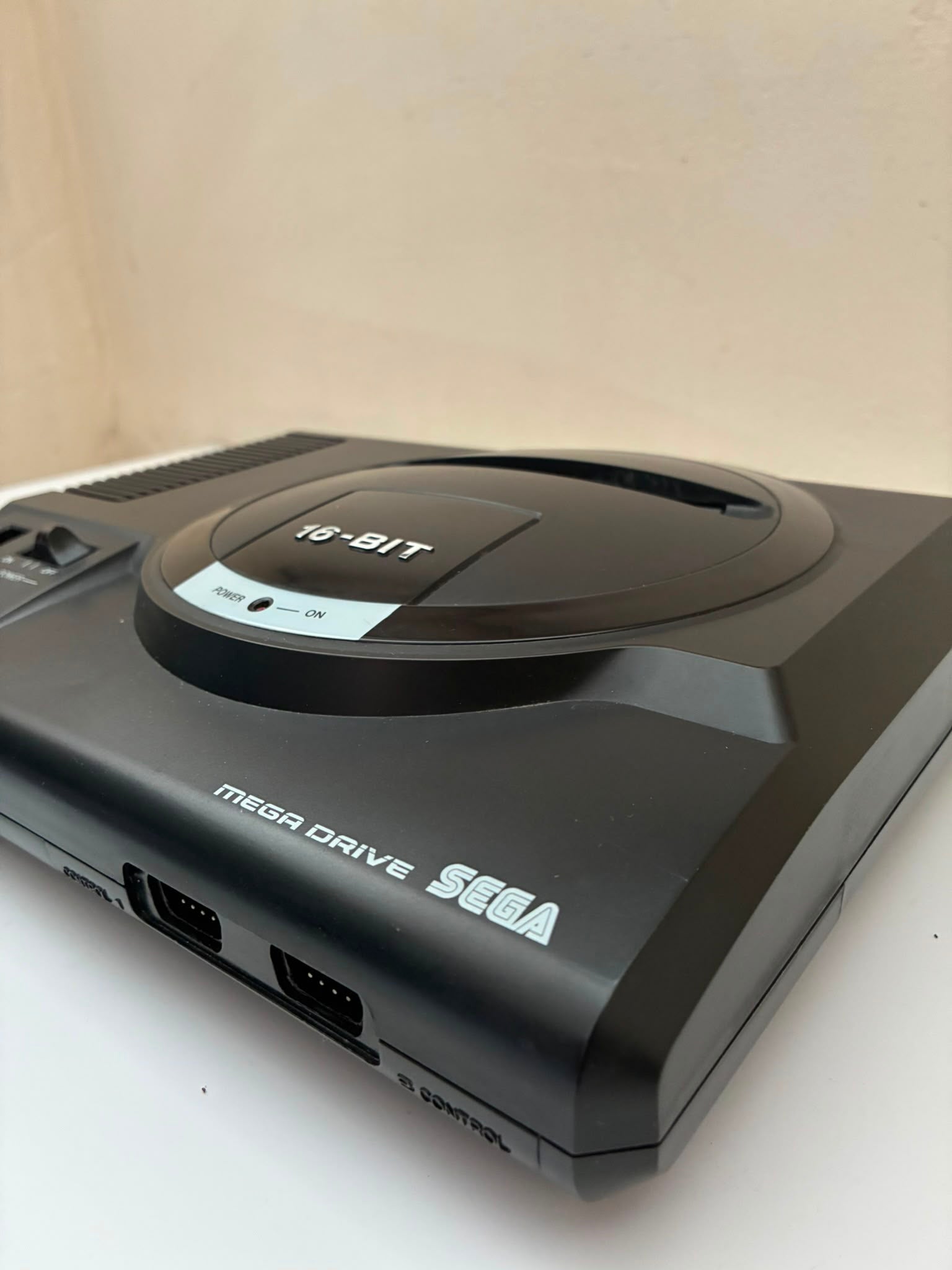 Sega Mega Drive 1 Console Bundle HDMI Ready Tested Working + Sonic